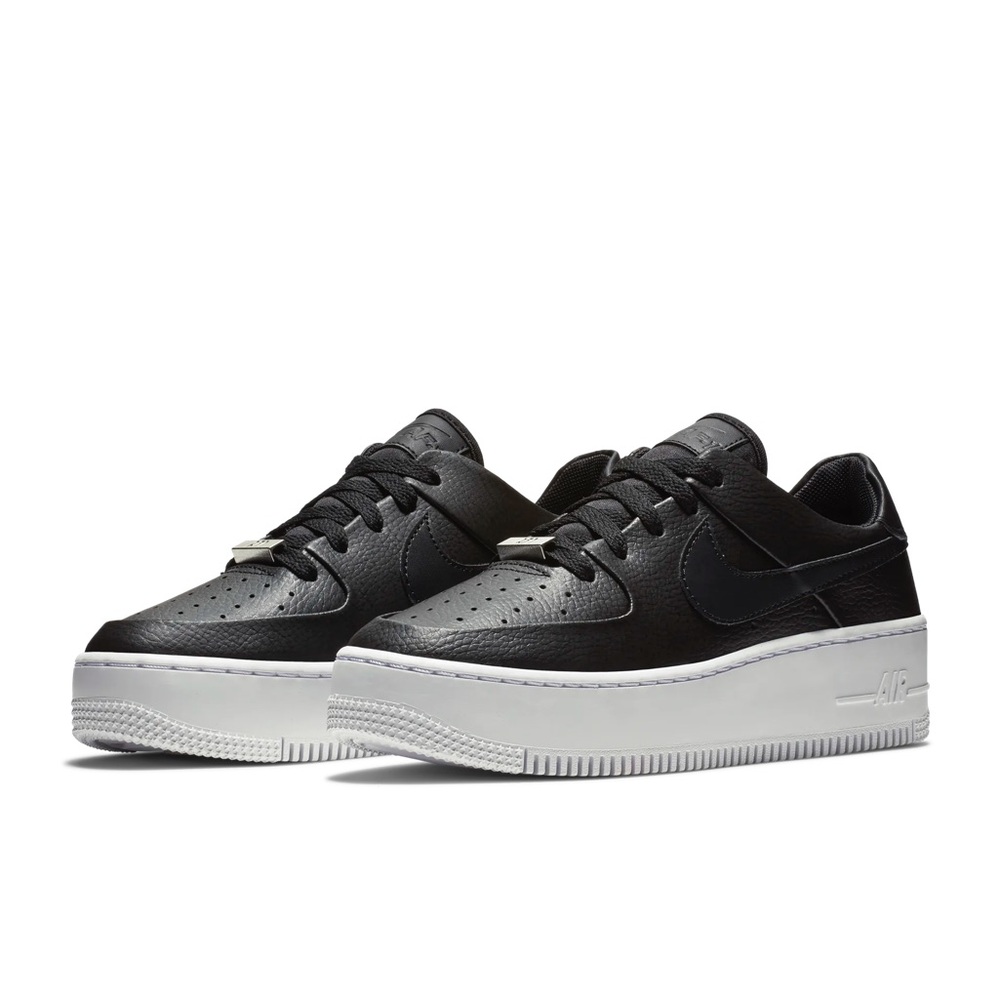 Women’s Air Force 1 Sage Low Black/White Brand New Sneaker - Size 11.5